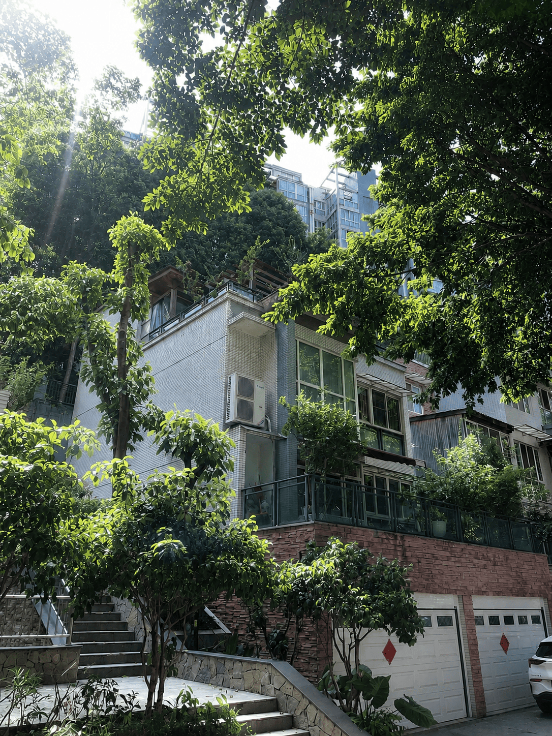 济宁岛居岁月从容升级：小小岛老别墅加装蒂升悦行款电梯